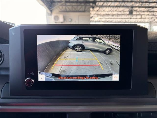 2025 Toyota TACOMA SR5 SR5