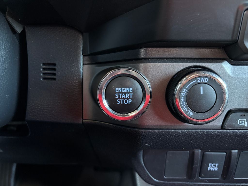 2023 Toyota Tacoma TRD Sport V6