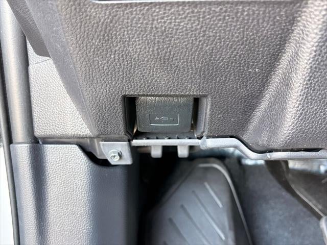 2024 Toyota TACOMA SR5 SR5