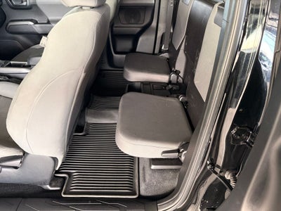 2022 Toyota TACOMA SR5 SR5