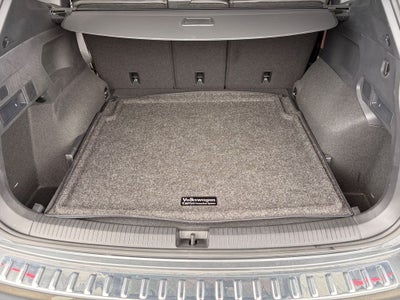 2024 Volkswagen Tiguan 2.0T SEL R-Line