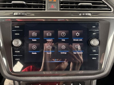 2024 Volkswagen Tiguan 2.0T SEL R-Line