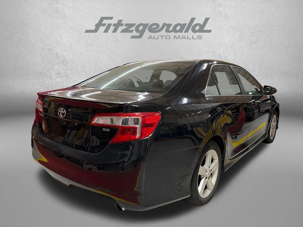 2012 Toyota CAMRY SE