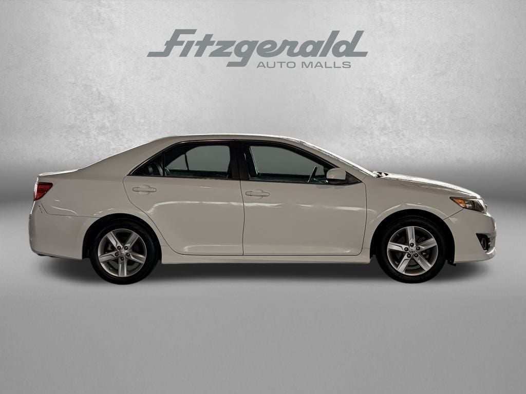 2014 Toyota CAMRY SE
