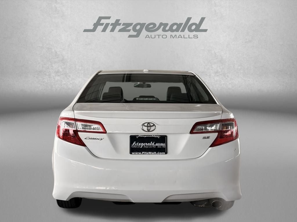 2014 Toyota CAMRY SE