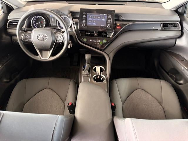 2022 Toyota CAMRY LE