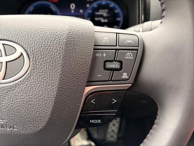 2025 Toyota CAMRY XSE