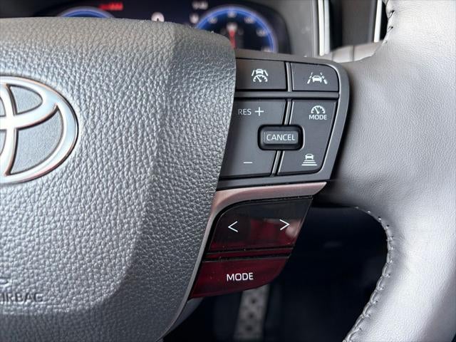 2025 Toyota CAMRY XSE