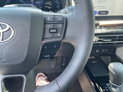 2026 Toyota CAMRY XLE