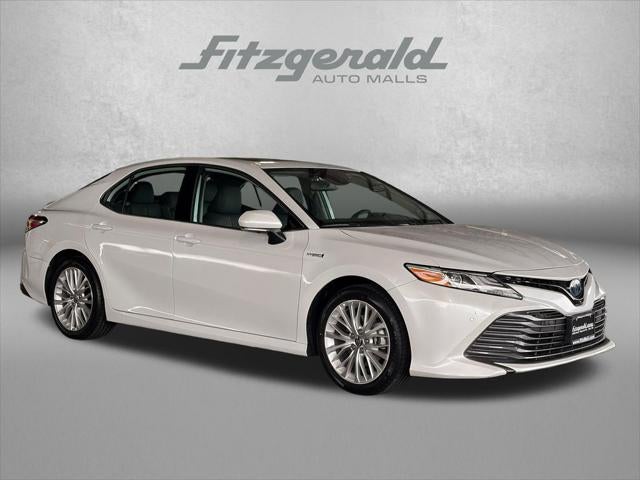 2020 Toyota Camry Hybrid XLE