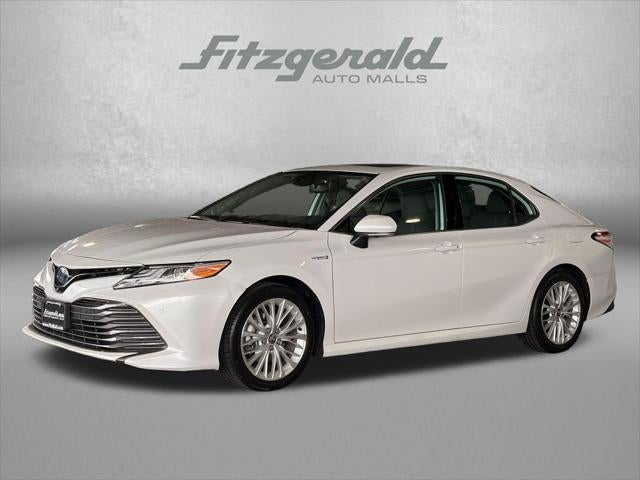 2020 Toyota Camry Hybrid XLE