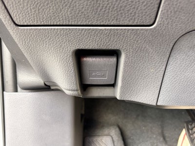 2023 Toyota Camry Hybrid XLE