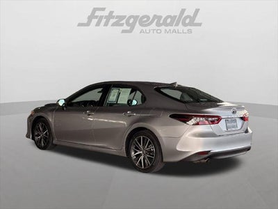 2023 Toyota Camry Hybrid XLE