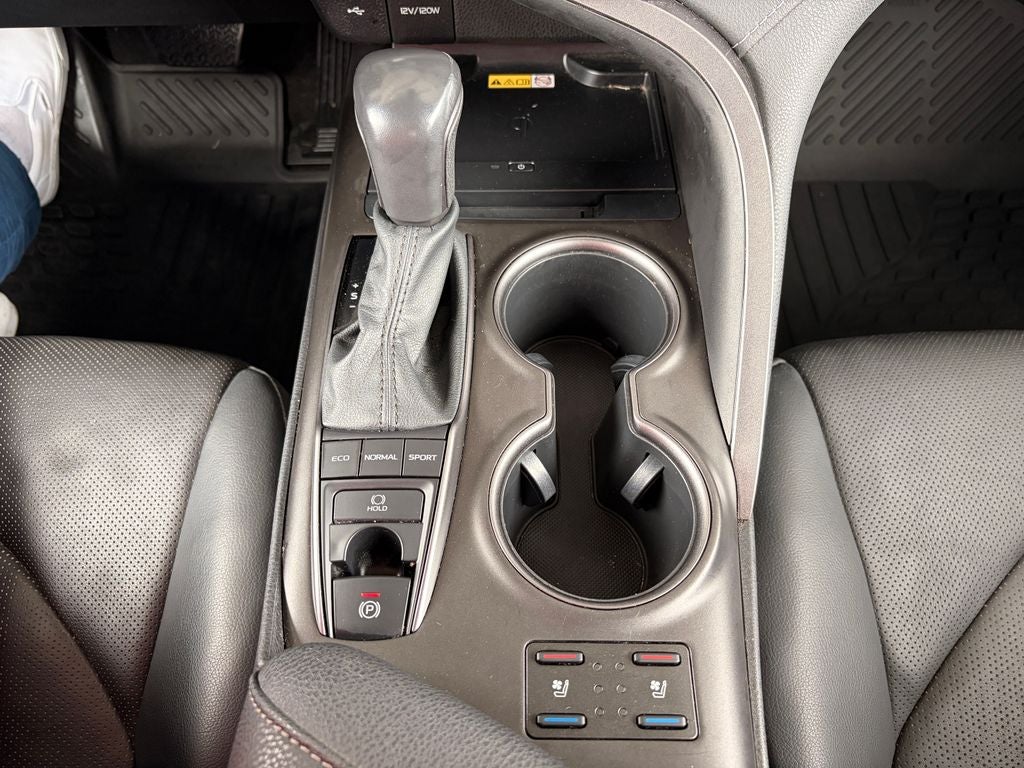 2022 Toyota CAMRY XSE V6
