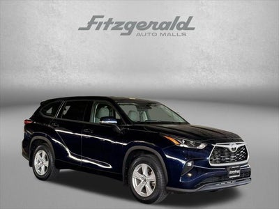 2022 Toyota HIGHLANDER LE
