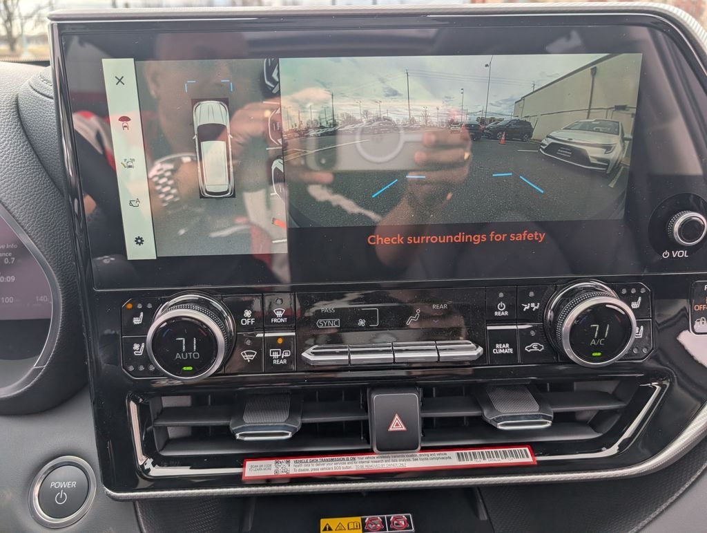 2026 Toyota Highlander Hybrid Hybrid Platinum