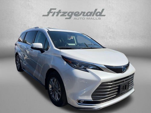 2024 Toyota Sienna Platinum 7 Passenger