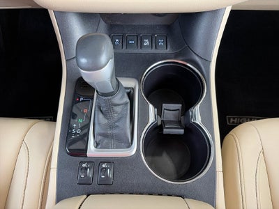 2015 Toyota HIGHLANDER XLE V6