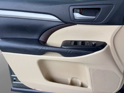 2015 Toyota HIGHLANDER XLE V6