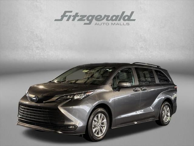 2025 Toyota SIENNA XLE XLE