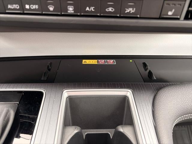 2025 Toyota SIENNA XLE AWD XLE 7 Passenger