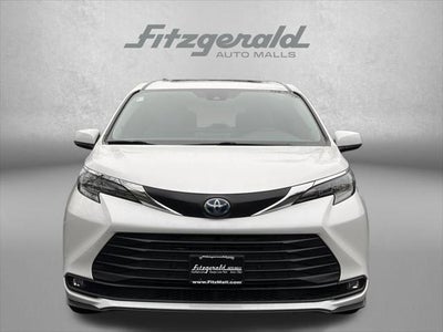 2025 Toyota SIENNA XLE AWD XLE 7 Passenger