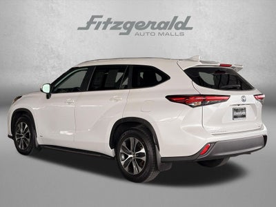 2023 Toyota Highlander Hybrid XLE