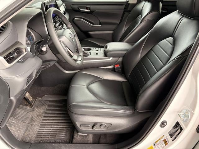 2023 Toyota Highlander Hybrid XLE