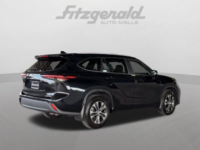 2026 Toyota Highlander XLE