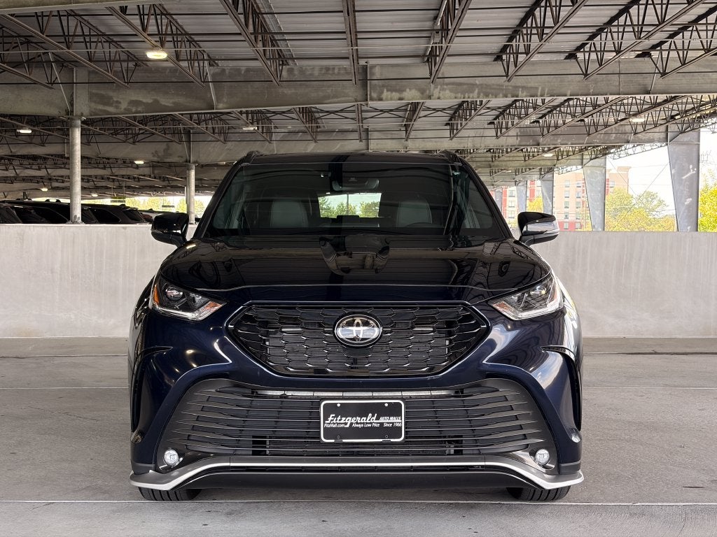 2025 Toyota Highlander XSE