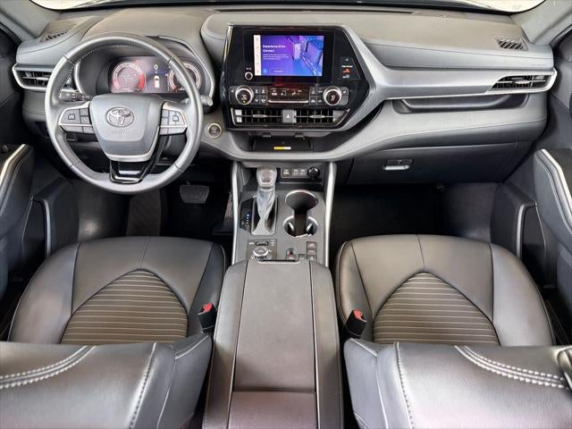 2025 Toyota Highlander XSE
