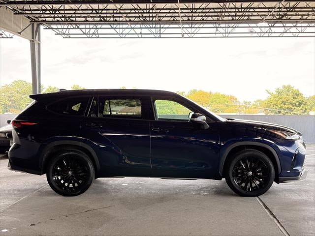 2025 Toyota Highlander XSE