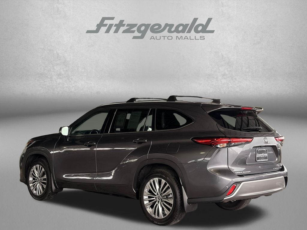 2023 Toyota Highlander Platinum