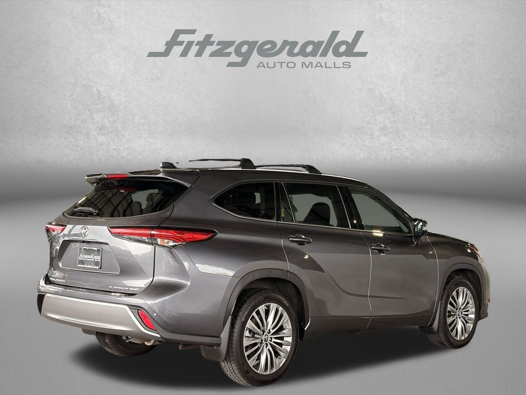 2023 Toyota Highlander Platinum