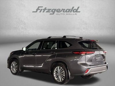 2023 Toyota Highlander Platinum
