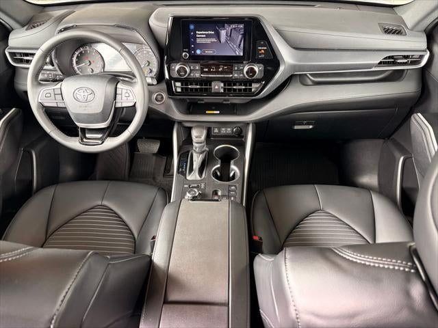 2024 Toyota HIGHLANDER XSE