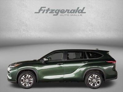 2025 Toyota HIGHLANDER XLE