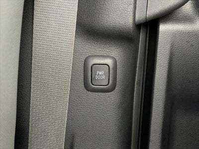 2025 Toyota Sienna LE 8 Passenger