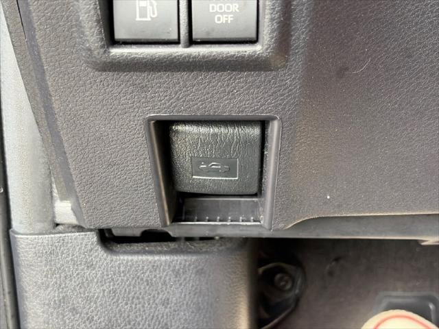2025 Toyota Sienna LE 8 Passenger