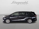 2026 Toyota Sienna LE 7 Passenger