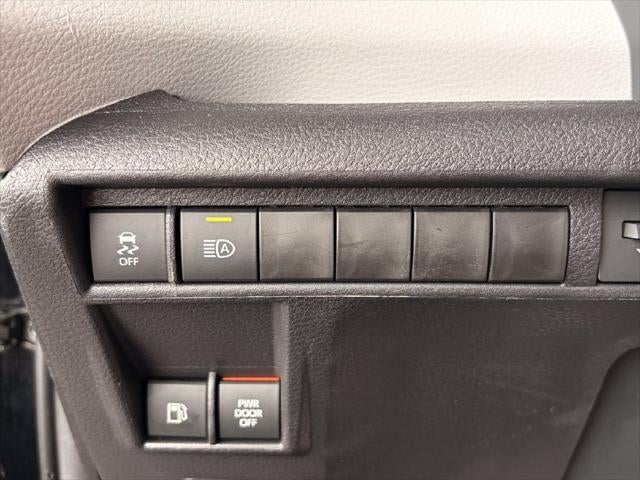 2026 Toyota Sienna LE 7 Passenger