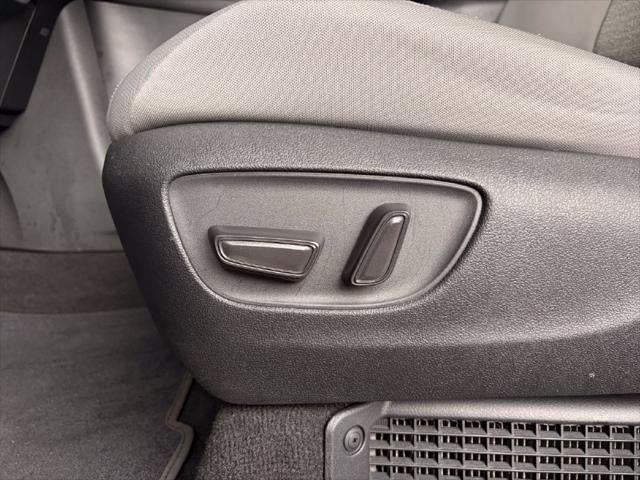 2026 Toyota Sienna LE 7 Passenger