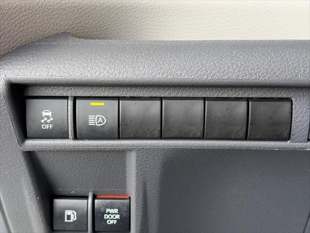 2024 Toyota Sienna LE 8 Passenger