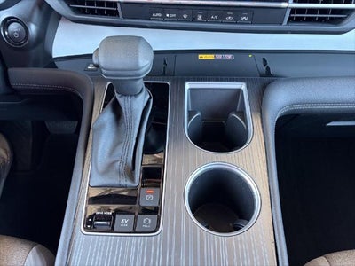 2025 Toyota Sienna LE 8 Passenger