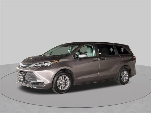 2024 Toyota Sienna LE 8 Passenger