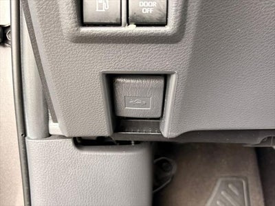 2024 Toyota Sienna LE 8 Passenger