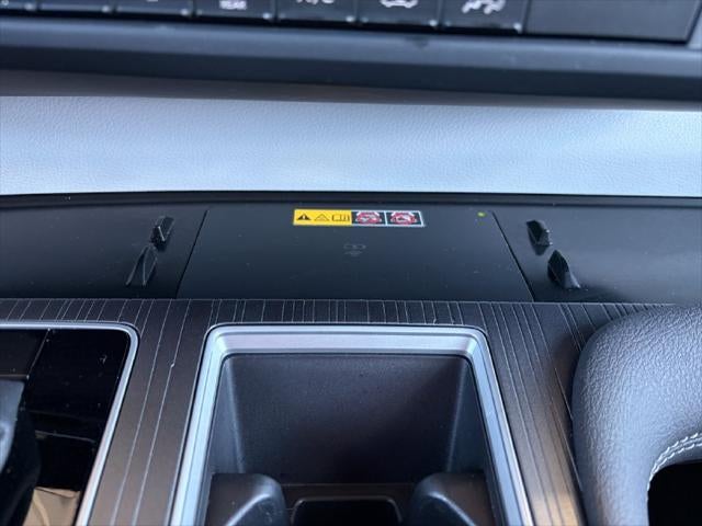 2025 Toyota Sienna LE 8 Passenger