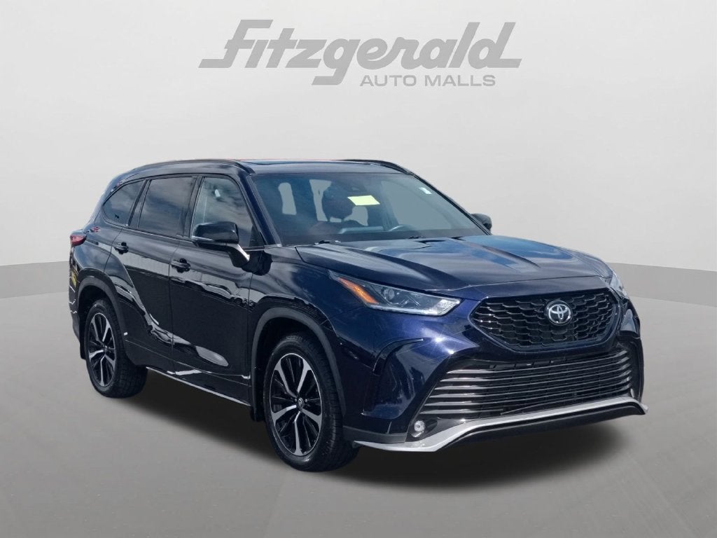 2022 Toyota Highlander XSE