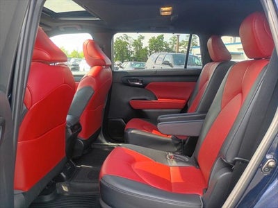 2022 Toyota Highlander XSE