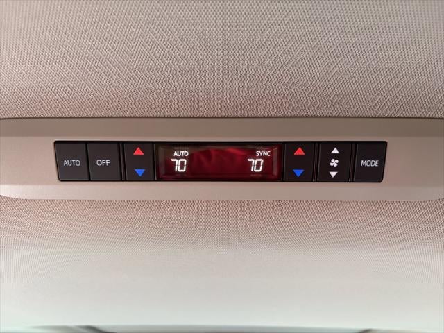 2026 Toyota Sienna XLE 8 Passenger